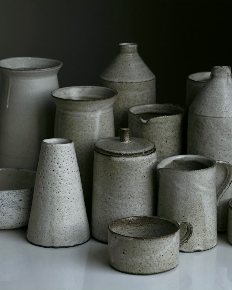 Ceramics drying in the HOMA workshop